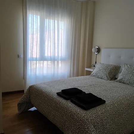 By Ol Apartment *