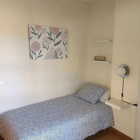 By Ol Apartment *